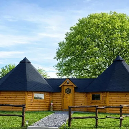Holiday home Au Charme De La Nature