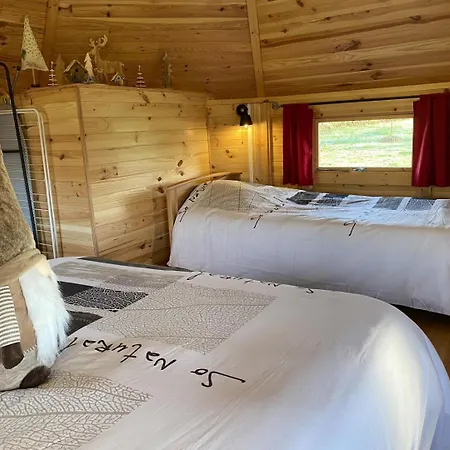 Au Charme De La Nature Holiday home *